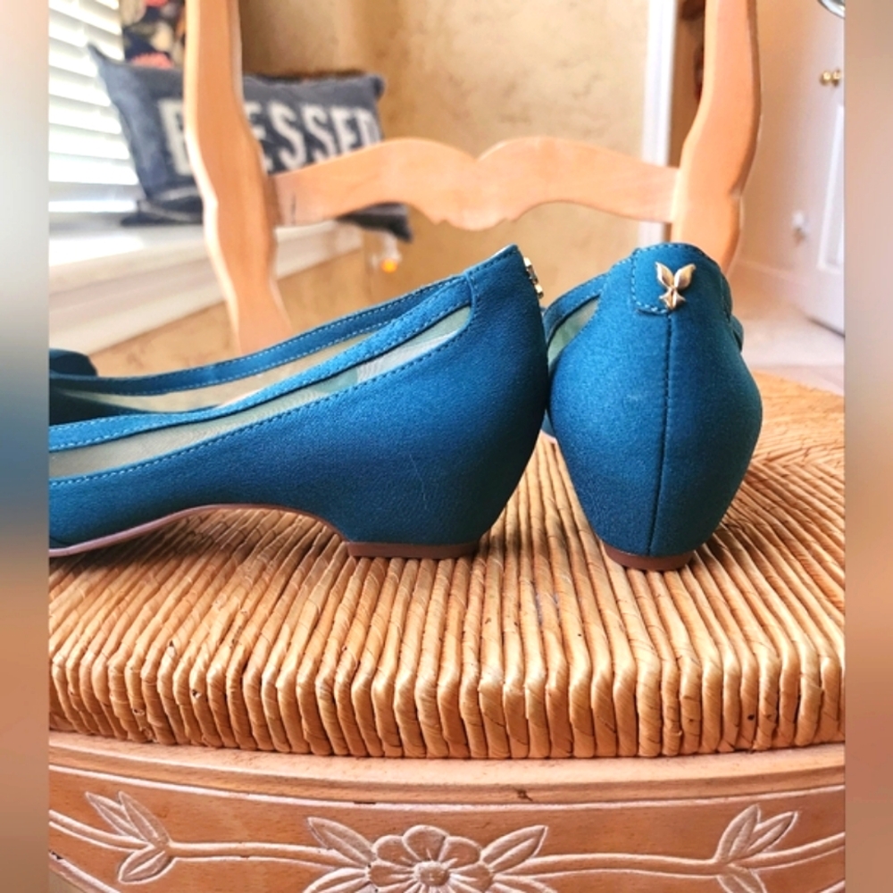 Brand New-Teal/Emerald Satin Shoes!!π¦ππ©΅ - Picture 5 of 9